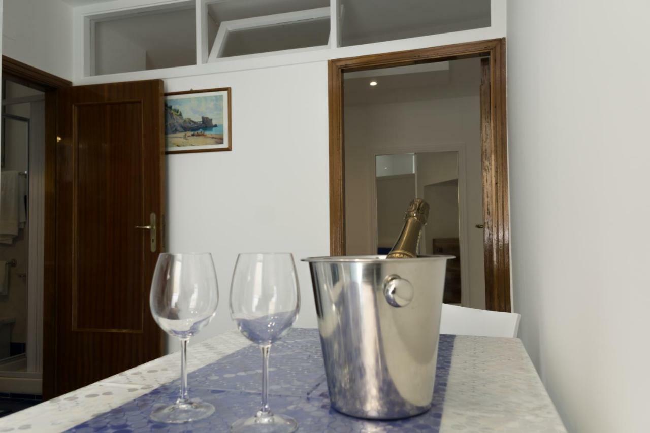 Tac Tac Apartment In Amalfi Coast Minori Luaran gambar